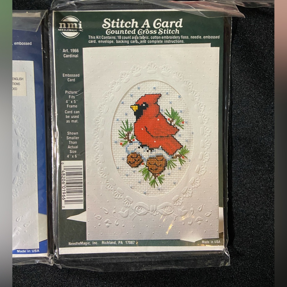 Vintage Chrsitmas Cross Stitch Bundle of 5 DIY Projects Bernat + NMI - Picture 7 of 8